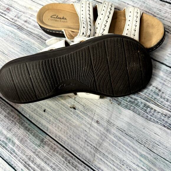 Clarks Leather White 4 Strap Hook & Loop Slide Sandals 7 - Picture 2 of 3